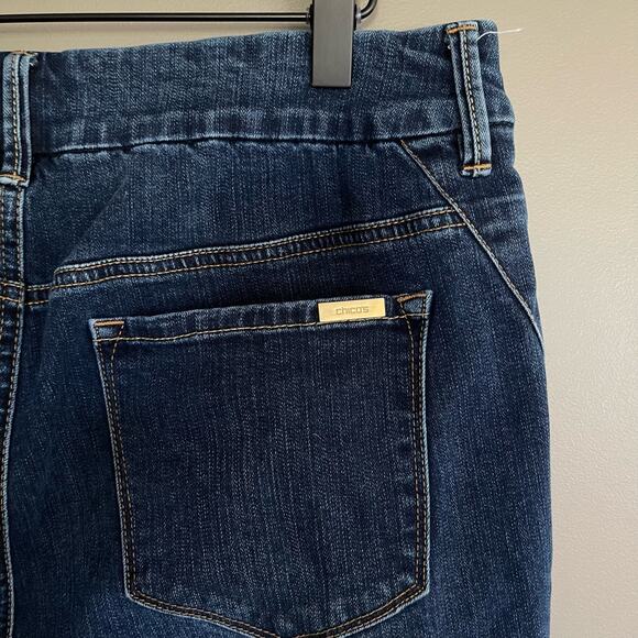 CHICO'S So Slimming Jeggings Size 8 Jean Leggings Dark Blue Wash Stretch Classic - Picture 13 of 16